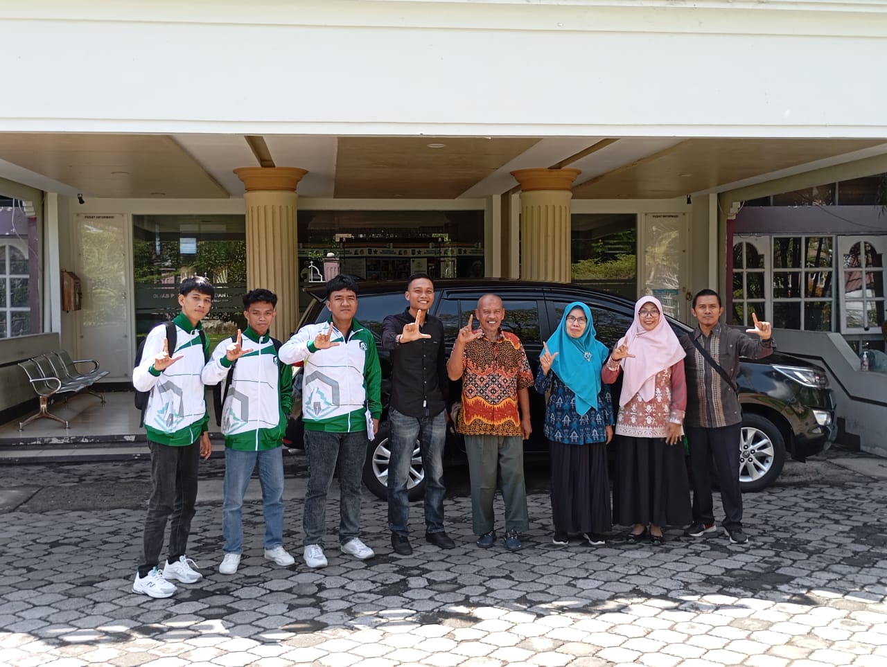 Tim dari IAIN Palopo, Sulawesi Selatan berkunjung ke Ruang Deposit, DPKP NTB